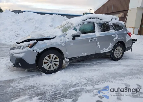 2018 Subaru Outback 2.5I Premium z USA, uszkodzony, nr VIN 4S4BSACCXJ3301708